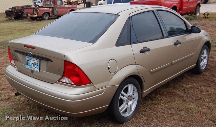 image for item JT9464 2000 Ford Focus SE