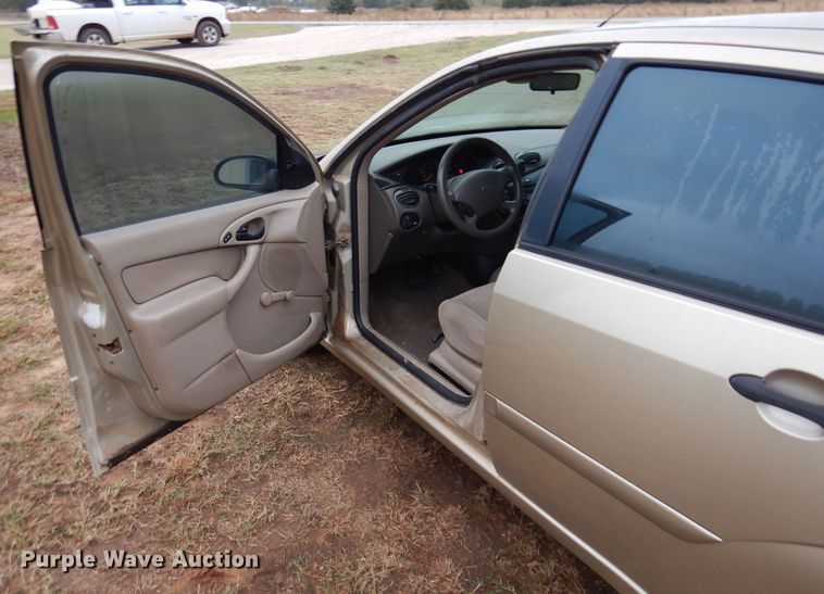image for item JT9464 2000 Ford Focus SE