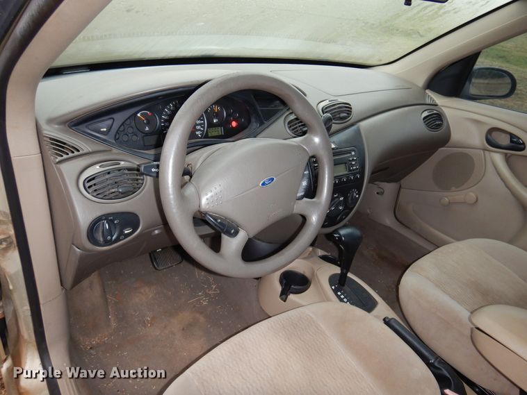 image for item JT9464 2000 Ford Focus SE