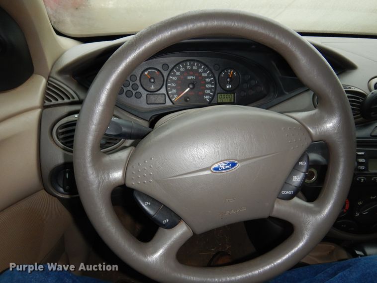 image for item JT9464 2000 Ford Focus SE