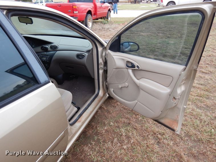 image for item JT9464 2000 Ford Focus SE