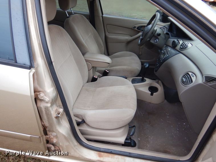 image for item JT9464 2000 Ford Focus SE