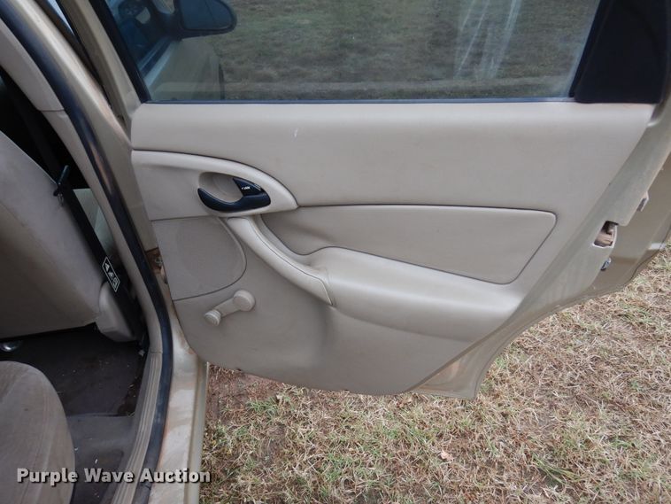 image for item JT9464 2000 Ford Focus SE