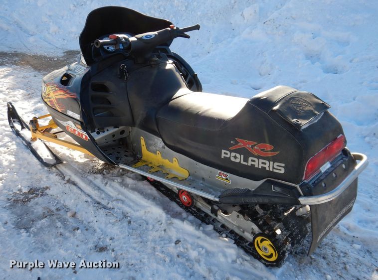 image for item KH9015 2002 Polaris Pro 600 Edge XC  snowmobile