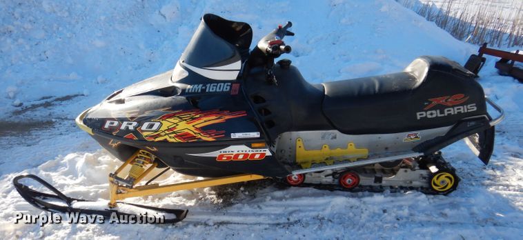 image for item KH9015 2002 Polaris Pro 600 Edge XC  snowmobile