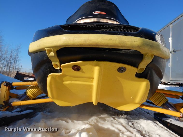 image for item KH9015 2002 Polaris Pro 600 Edge XC  snowmobile