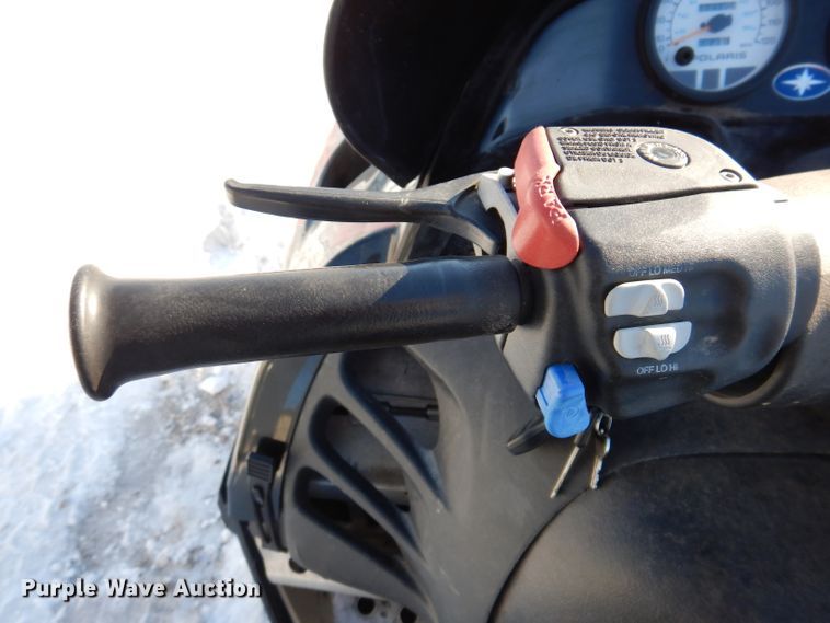 image for item KH9015 2002 Polaris Pro 600 Edge XC  snowmobile