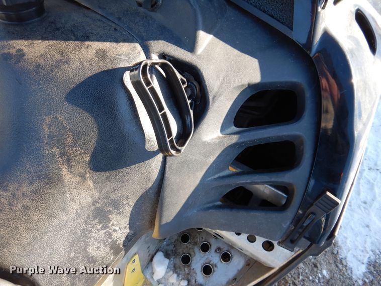 image for item KH9015 2002 Polaris Pro 600 Edge XC  snowmobile