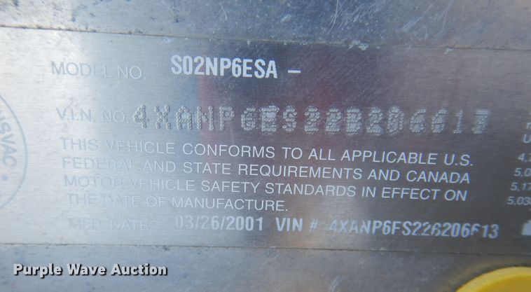 image for item KH9015 2002 Polaris Pro 600 Edge XC  snowmobile