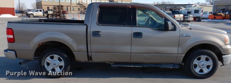 image for item KH9026 2004 Ford F-150  SuperCrew pickup truck