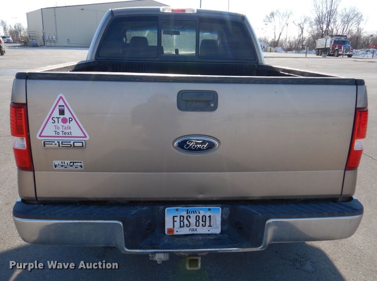 image for item KH9026 2004 Ford F-150  SuperCrew pickup truck