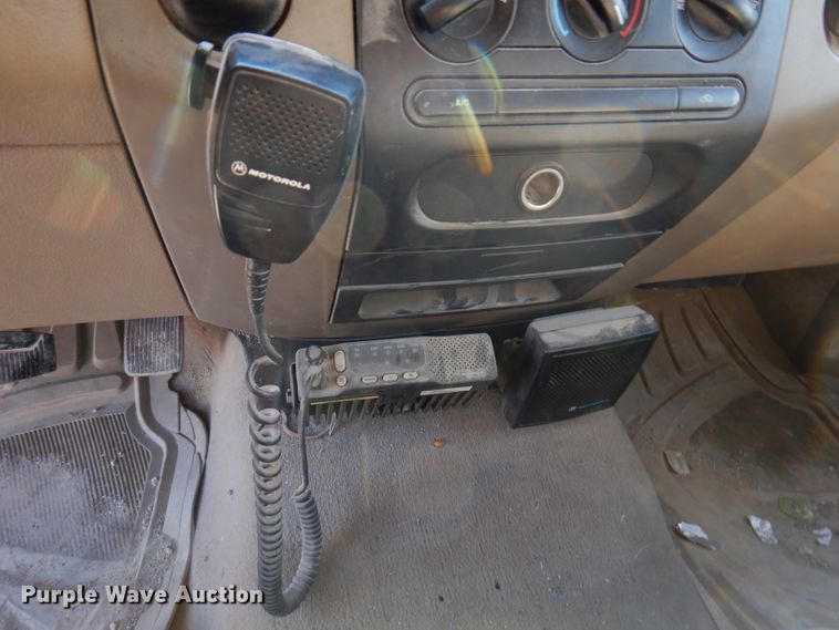 image for item KH9026 2004 Ford F-150  SuperCrew pickup truck