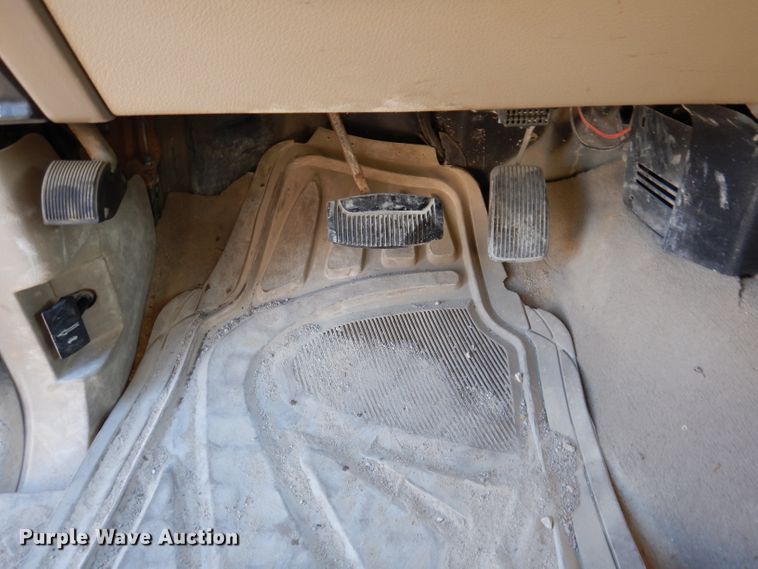 image for item KH9026 2004 Ford F-150  SuperCrew pickup truck