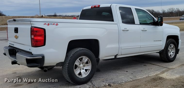 image for item KH9828 2017 Chevrolet Silverado 1500  Double Cab pickup truck