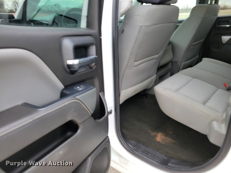 image for item KH9828 2017 Chevrolet Silverado 1500  Double Cab pickup truck