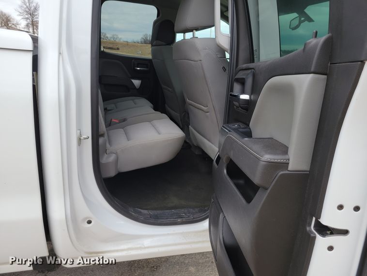 image for item KH9828 2017 Chevrolet Silverado 1500  Double Cab pickup truck