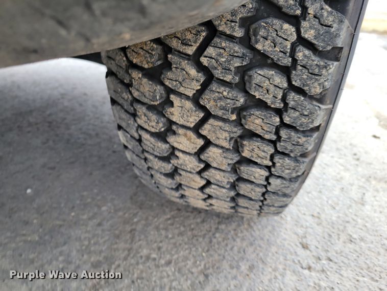 image for item KH9828 2017 Chevrolet Silverado 1500  Double Cab pickup truck