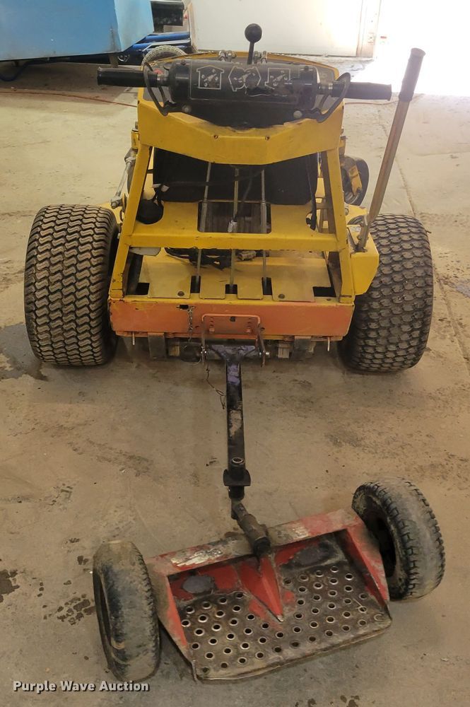 image for item KH9839 2019 Hustler  lawn mower