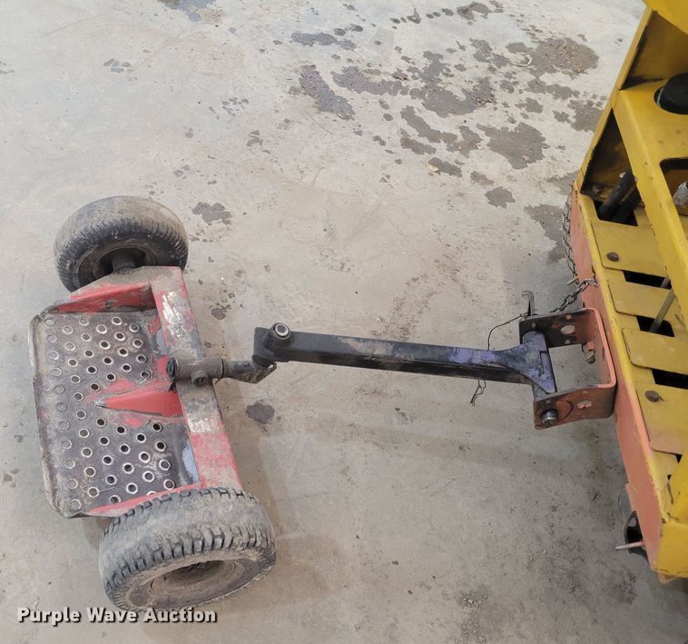 image for item KH9839 2019 Hustler  lawn mower