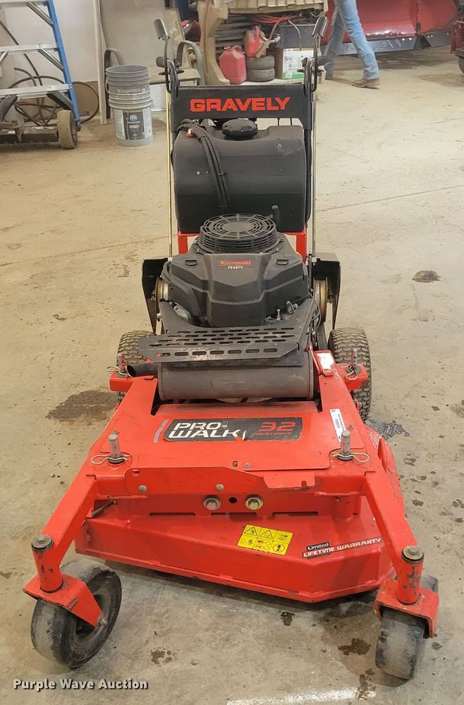 image for item KH9844 2017 Gravely  lawn mower