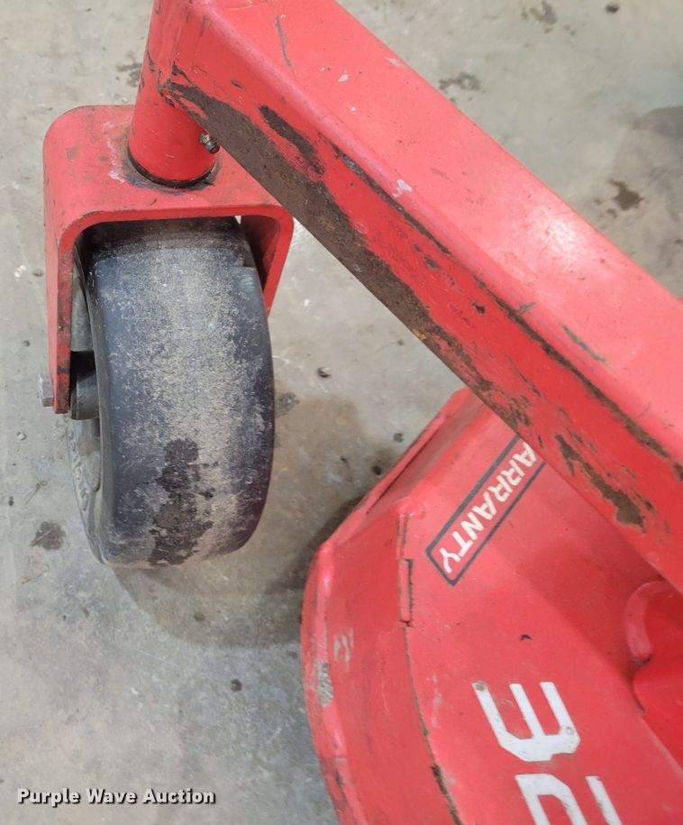 image for item KH9844 2017 Gravely  lawn mower