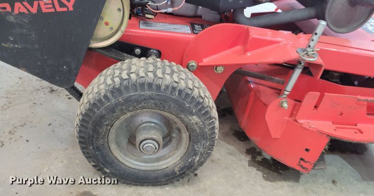 image for item KH9844 2017 Gravely  lawn mower