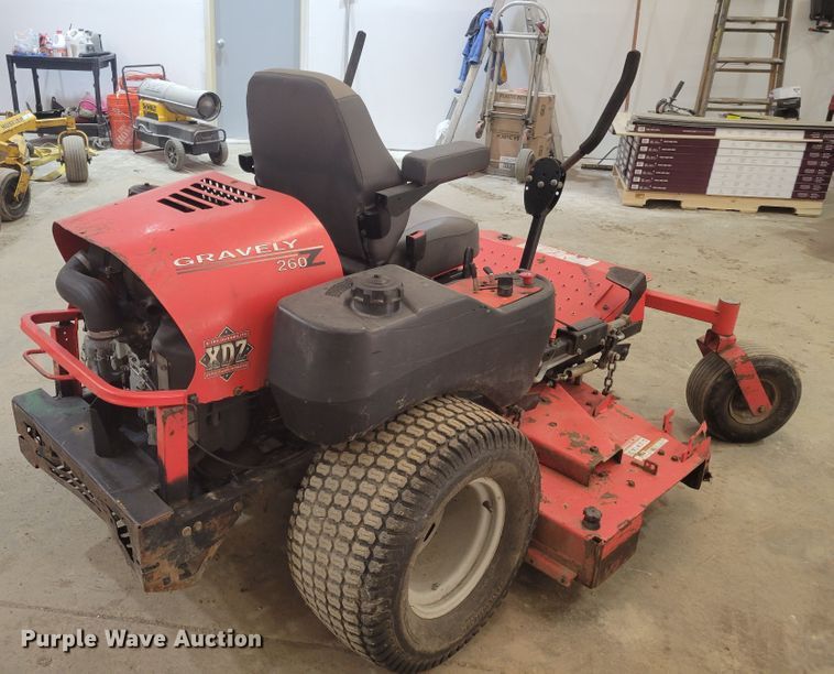 image for item KH9845 2009 Gravely  ZTR lawn mower