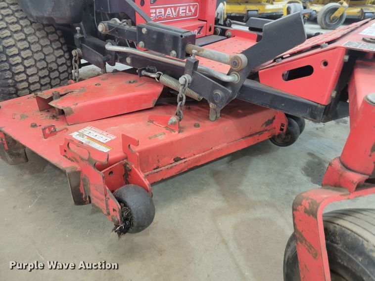 image for item KH9845 2009 Gravely  ZTR lawn mower