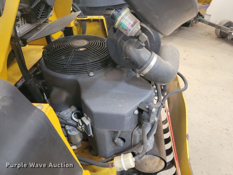 image for item KH9846 2014 Hustler  ZTR lawn mower