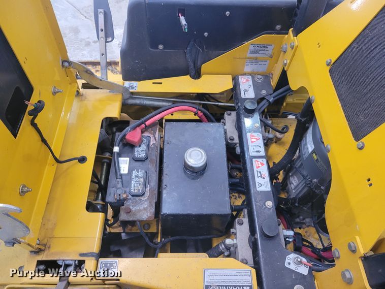 image for item KH9846 2014 Hustler  ZTR lawn mower