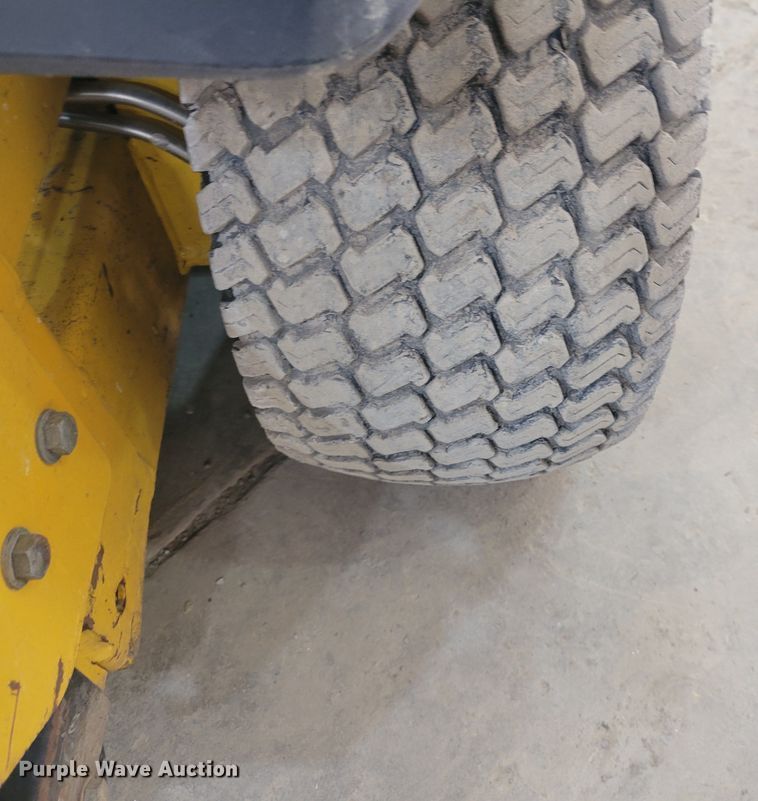 image for item KH9846 2014 Hustler  ZTR lawn mower