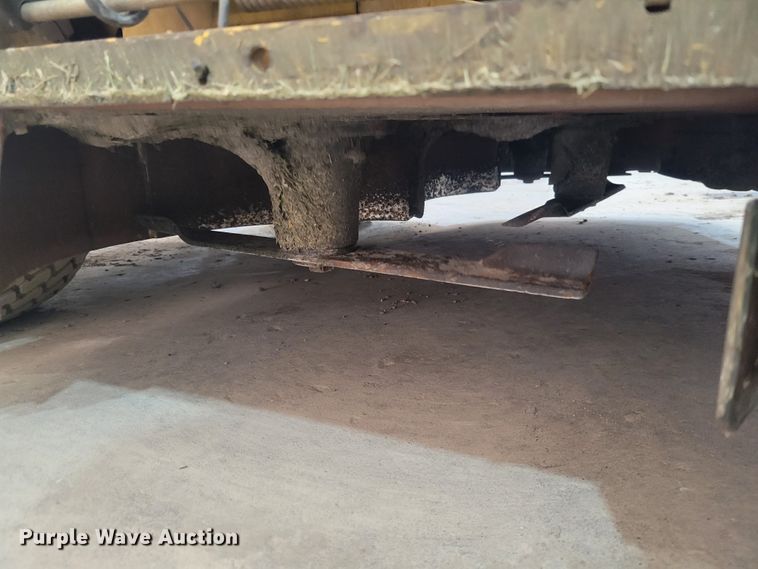 image for item KH9847 2013 Hustler  ZTR lawn mower