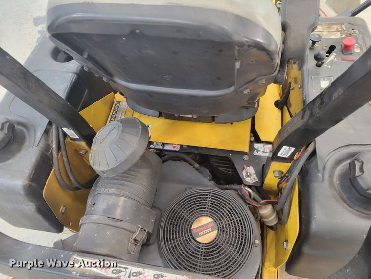 image for item KH9847 2013 Hustler  ZTR lawn mower