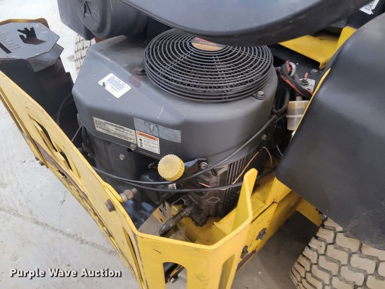 image for item KH9847 2013 Hustler  ZTR lawn mower