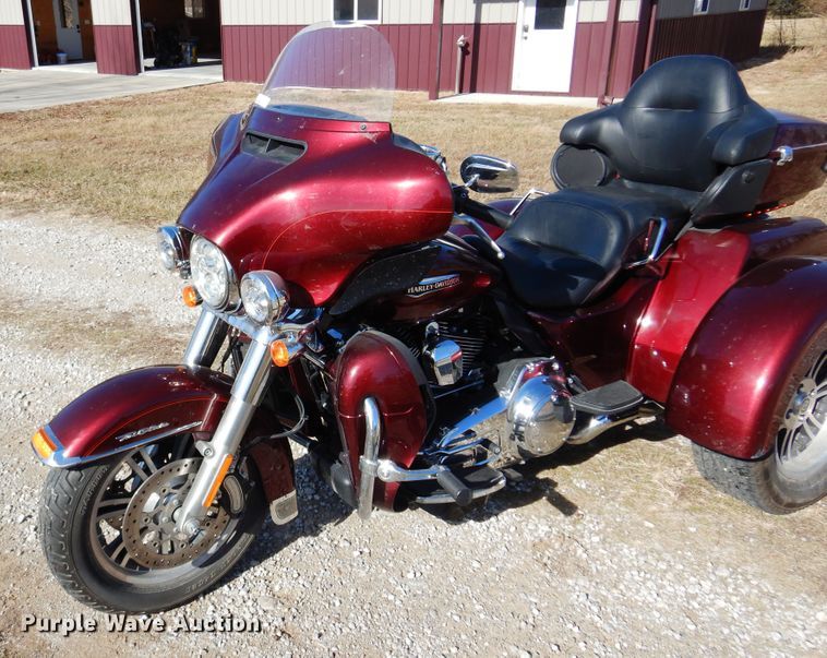 image for item KJ9511 2015 Harley Davidson Tri-Glide Ultra Classic  motorcycle