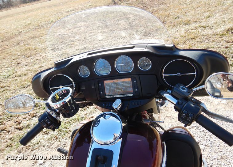 image for item KJ9511 2015 Harley Davidson Tri-Glide Ultra Classic  motorcycle