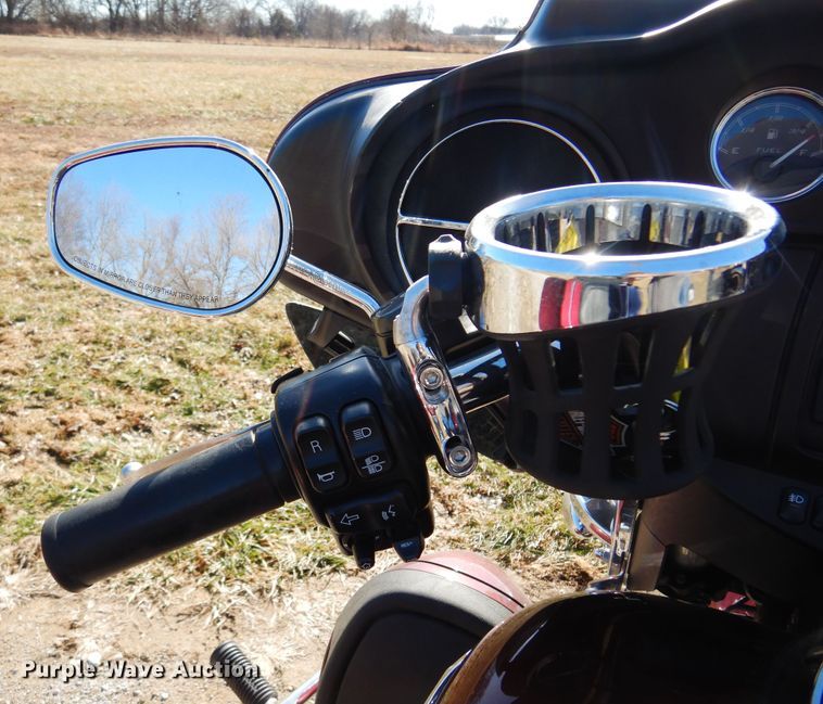 image for item KJ9511 2015 Harley Davidson Tri-Glide Ultra Classic  motorcycle