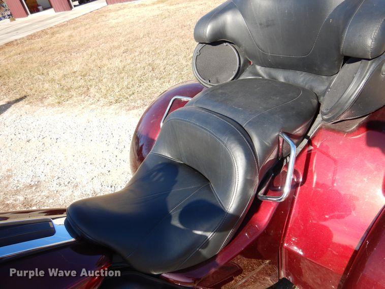 image for item KJ9511 2015 Harley Davidson Tri-Glide Ultra Classic  motorcycle