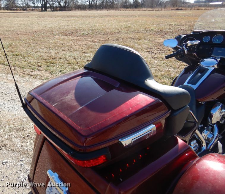 image for item KJ9511 2015 Harley Davidson Tri-Glide Ultra Classic  motorcycle