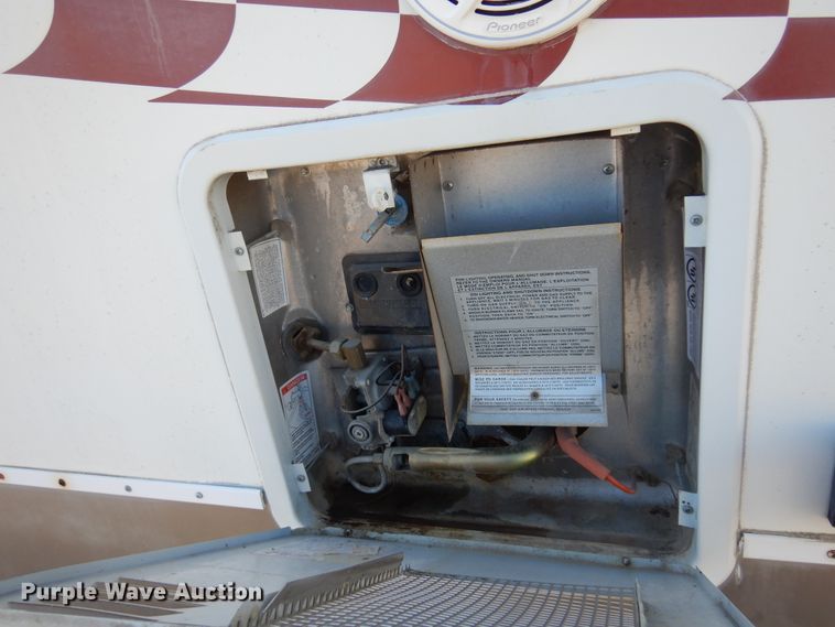 image for item KJ9512 2007 Heartland Cyclone  toy hauler camper