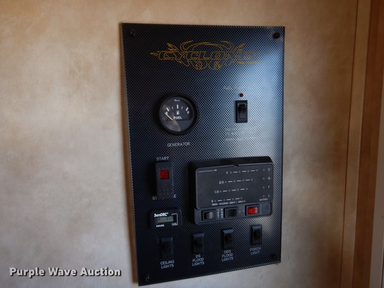 image for item KJ9512 2007 Heartland Cyclone  toy hauler camper