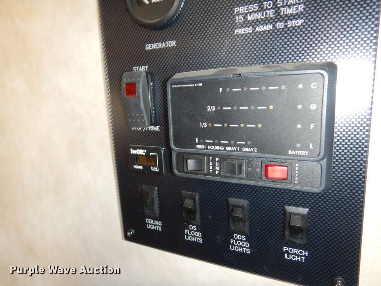 image for item KJ9512 2007 Heartland Cyclone  toy hauler camper