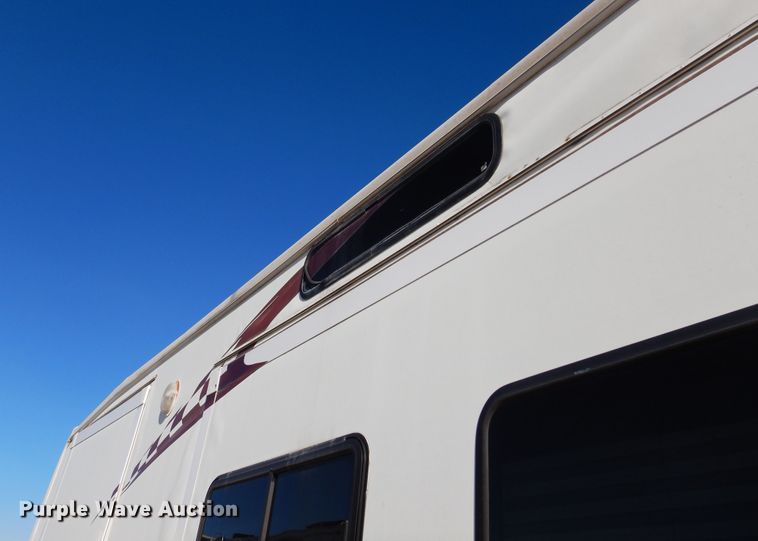 image for item KJ9512 2007 Heartland Cyclone  toy hauler camper