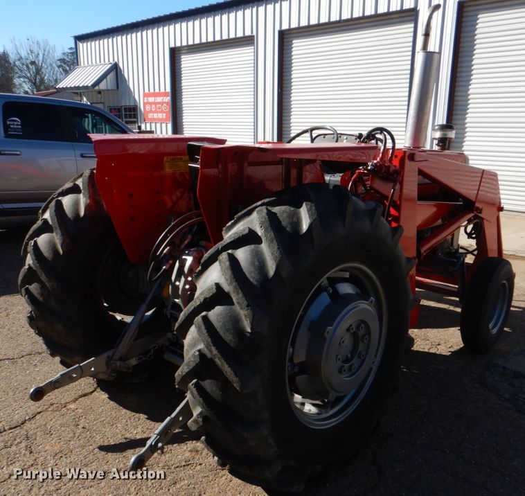 image for item KQ9594 1979 Massey Ferguson 265  tractor