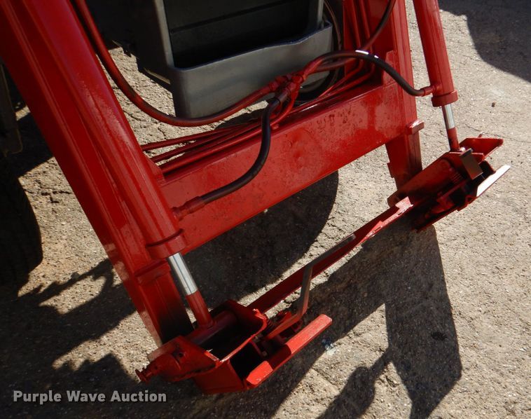 image for item KQ9594 1979 Massey Ferguson 265  tractor