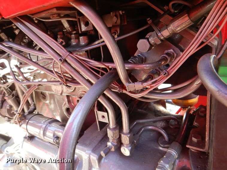 image for item KQ9594 1979 Massey Ferguson 265  tractor