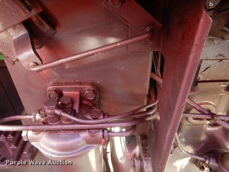 image for item KQ9594 1979 Massey Ferguson 265  tractor