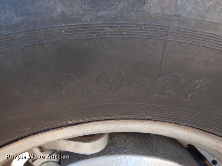 image for item KQ9594 1979 Massey Ferguson 265  tractor