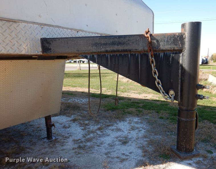 image for item KY9697 2002 Jensen  enclosed cargo trailer