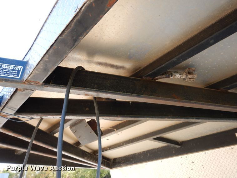 image for item KY9697 2002 Jensen  enclosed cargo trailer